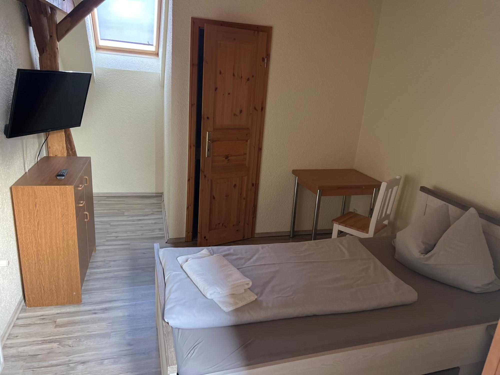 Zimmervermietung Graupner Rossau Buitenkant foto
