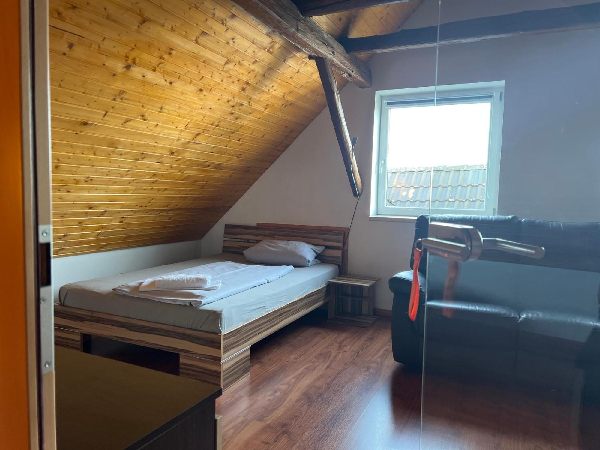 Zimmervermietung Graupner Rossau Buitenkant foto