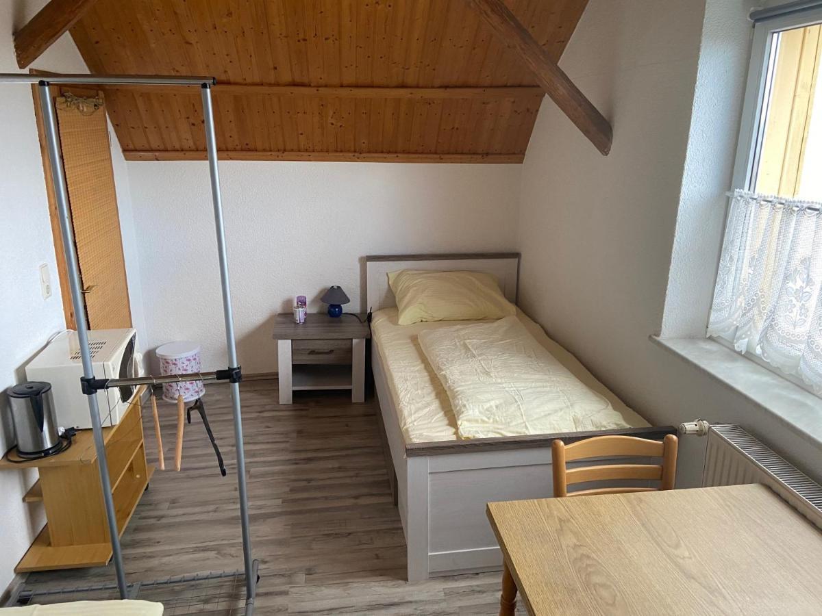 Zimmervermietung Graupner Rossau Buitenkant foto
